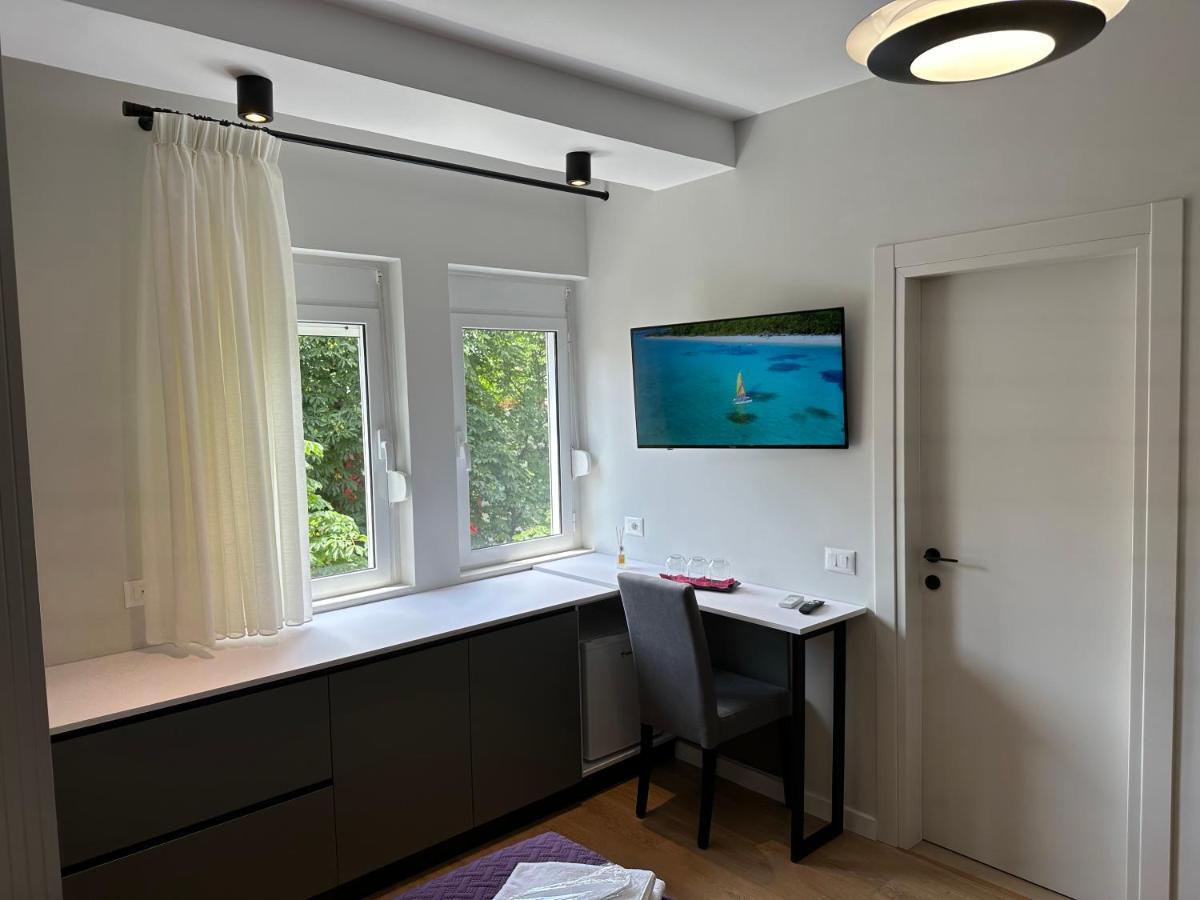 Soin Rooms Tiranë Ngoại thất bức ảnh