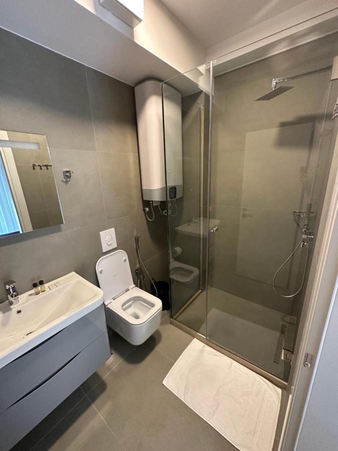 Soin Rooms Tiranë Ngoại thất bức ảnh