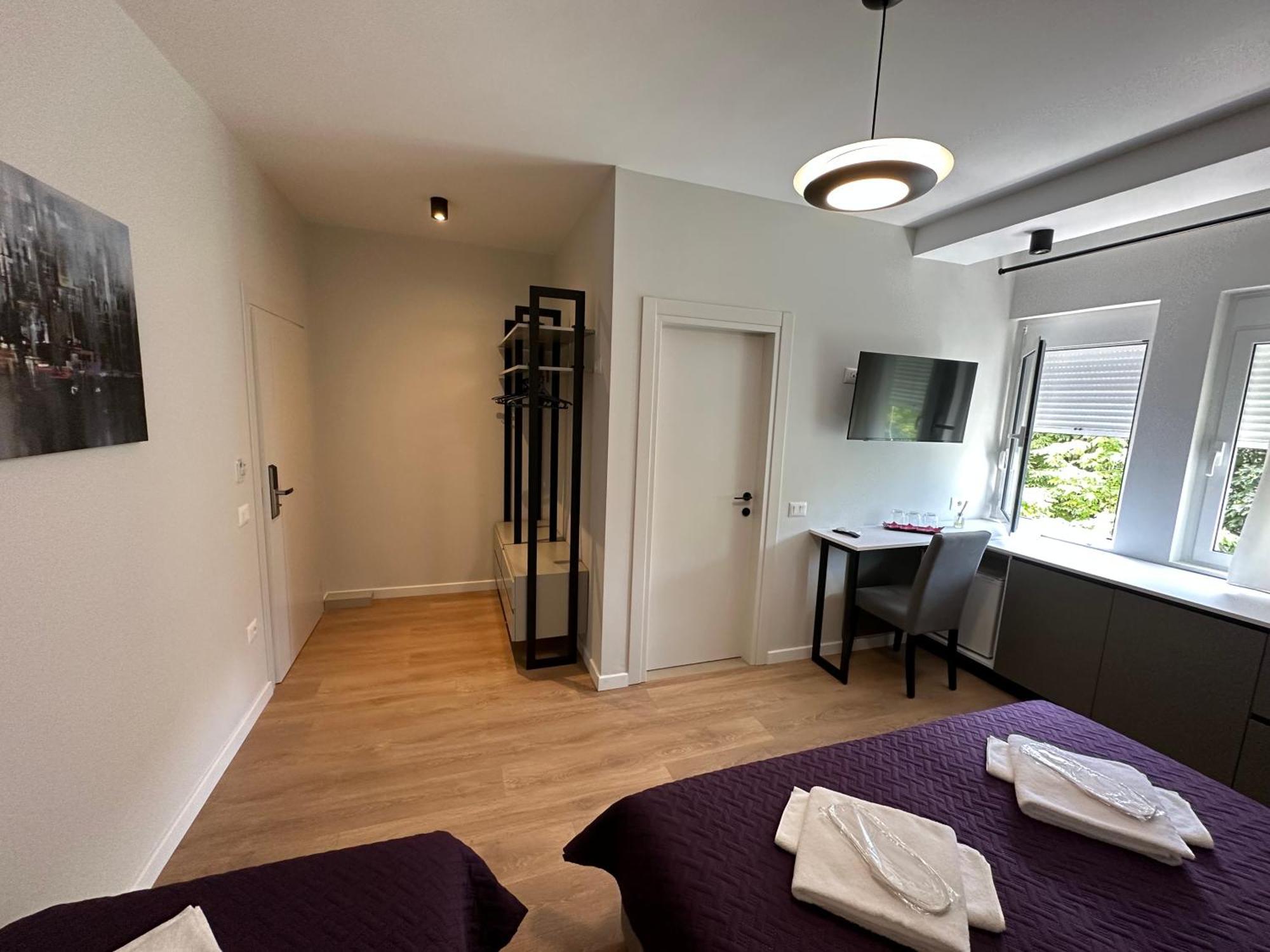 Soin Rooms Tiranë Ngoại thất bức ảnh
